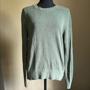 LOFT Olive Crewneck Knit Mesh Texture Sweater & button embellishment @ Shoulder